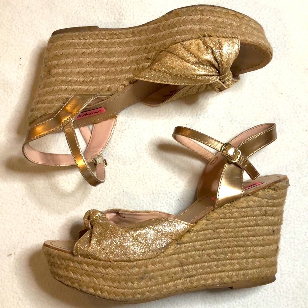 Shoes - Picture 6 of 6
